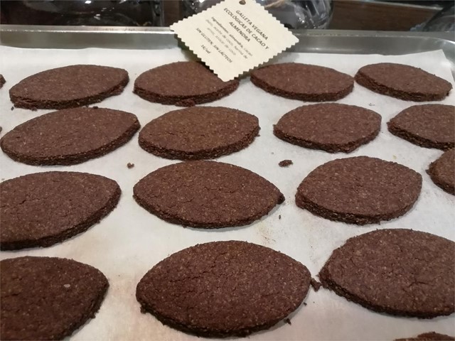 GALLETAS VEGANAS DE CACAO Y ALMENDRA (unidad)